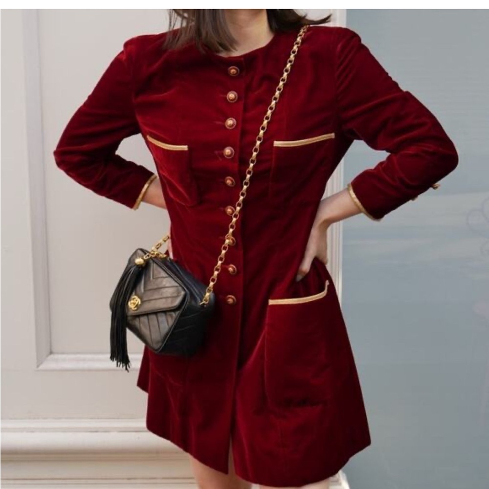 Chanel Vintage Runaway 1993 CC Buttons Single Breasted Coat Burgundy Velvet